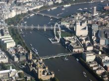 Todo lo que puedes ver en un crucero por el Támesis Imagen aérea del río Tamesis
